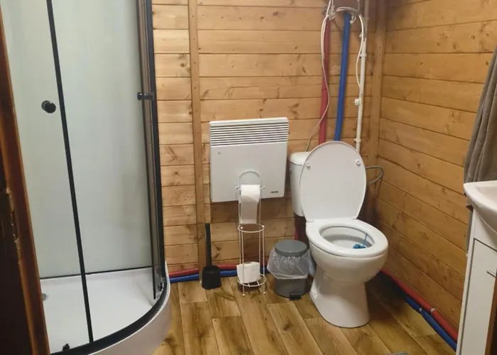 Kopuly Glampingowe Radziejowice Campismo de Luxo